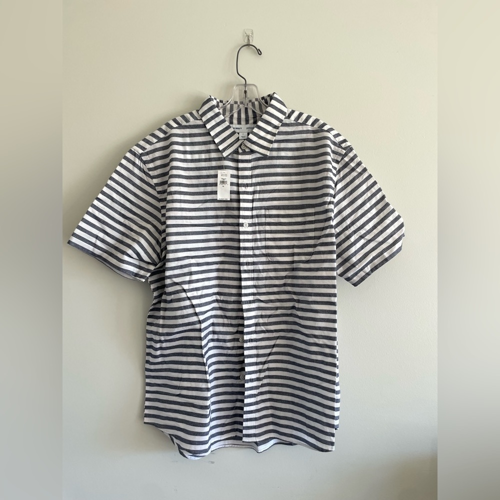 Old Navy Built in Flex Short Sleeve Men’s Button Up NWT